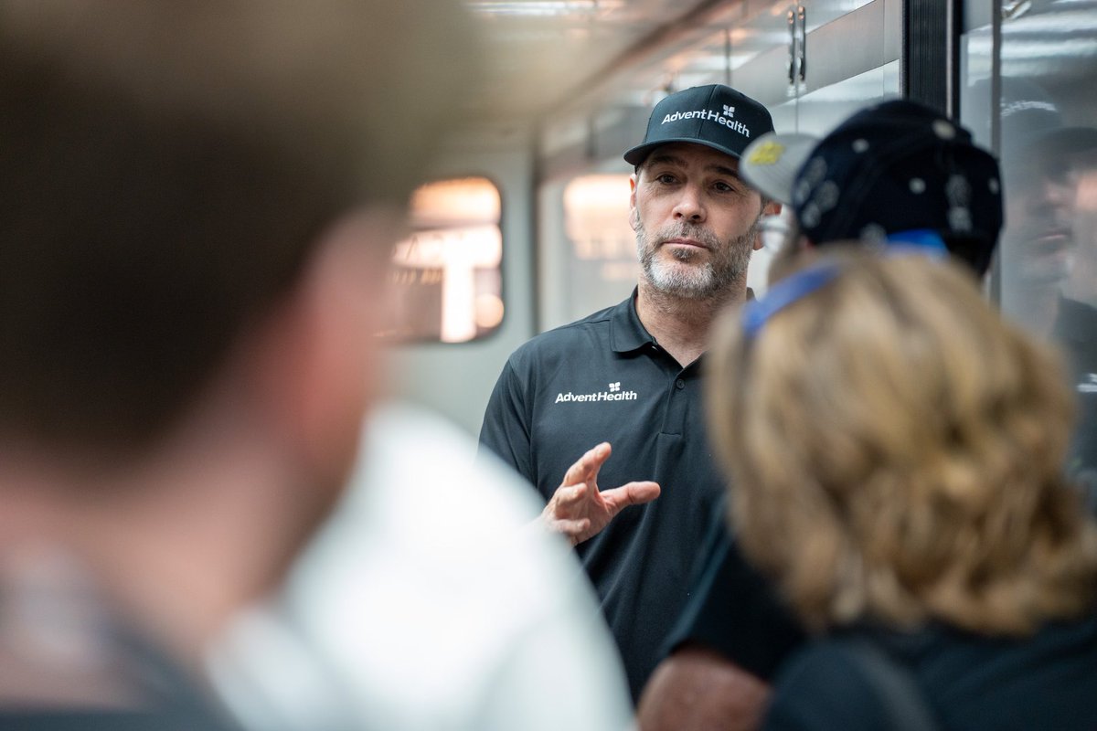 Our VIPs had a great time meeting Jimmie at Texas yesterday! Thank you to all who attended in support of the Jimmie Johnson Foundation. VIP experiences are still available for Jimmie's upcoming races, including Dover, his winningest track! Don't miss out: bit.ly/JJMandG