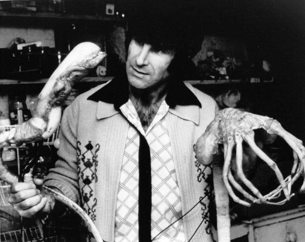 Sad to hear of the passing of Roger Dicken, a legend of the golden age of creature creation, and father of the chestburster in alien