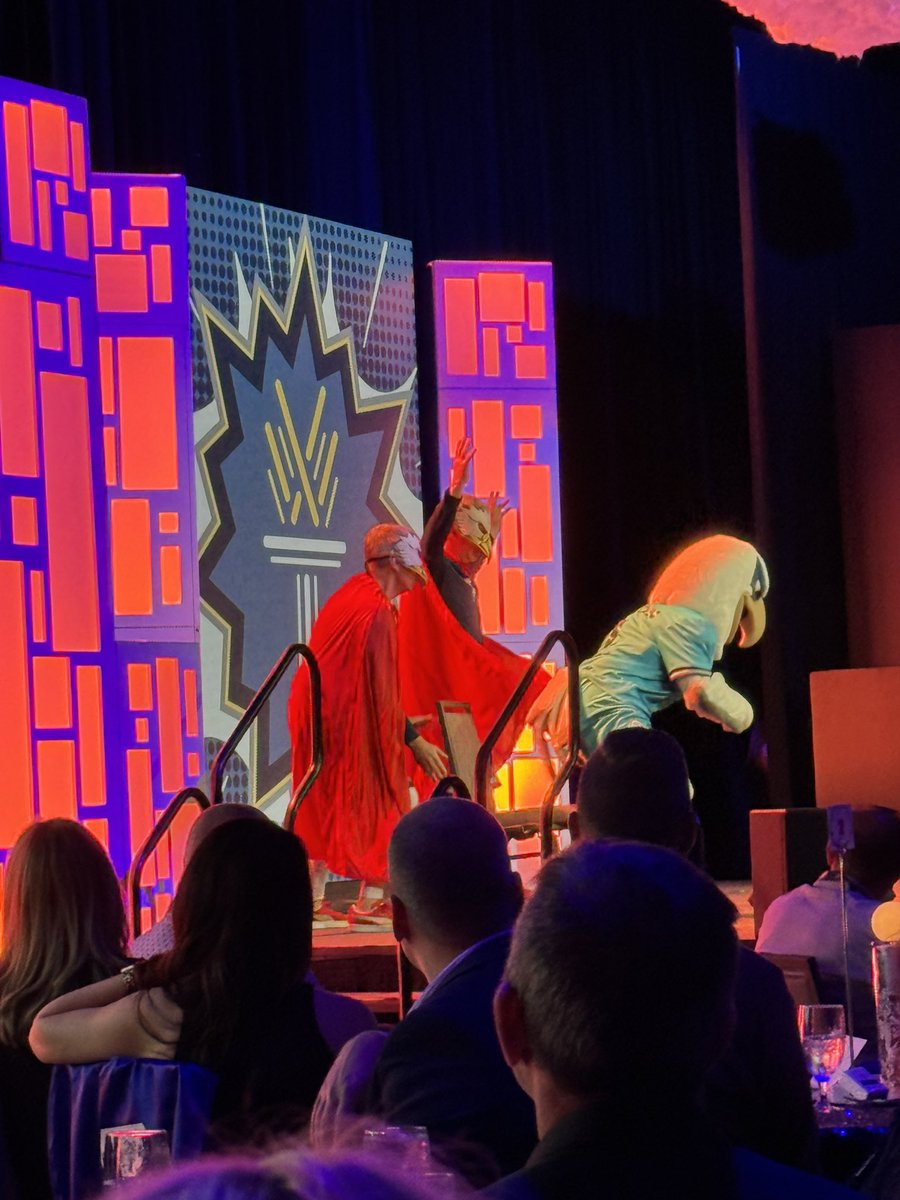 LaurieCl13's tweet image. Let the games begin! #WakeTechIGNITE #HeroesInTheHallway