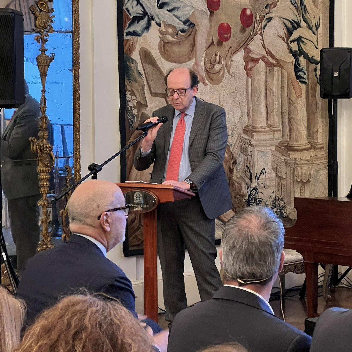 A great evening at the Italian Embassy celebrating the first #MadeInItalyDay 🇮🇹.

Hosted by @ItalyInUK and #ITALondon, the event highlighted the excellence of ‘Made In Italy’ in the UK agri-food industry.

Thank you to all the participating firms and trade associations!