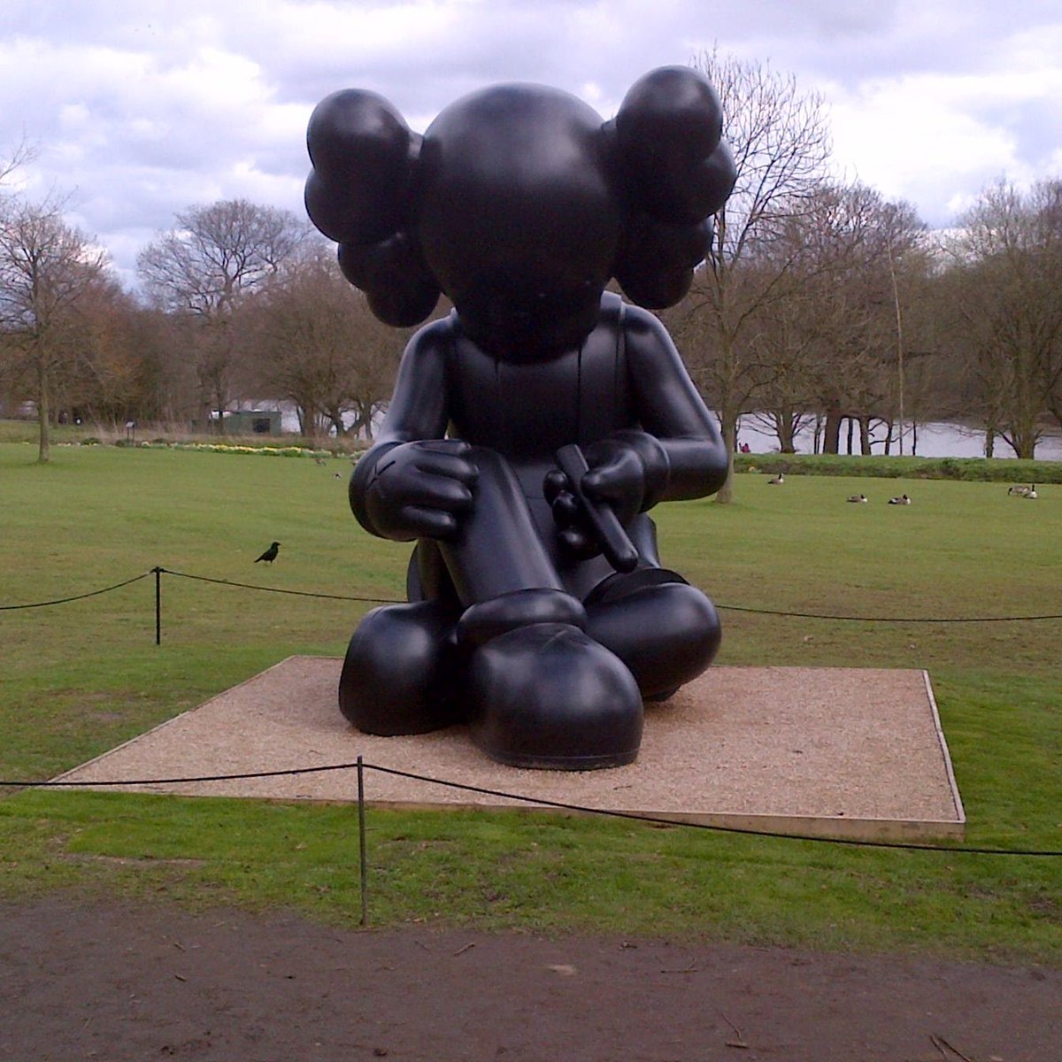 @RCederfjard Kaws - amazing 😍