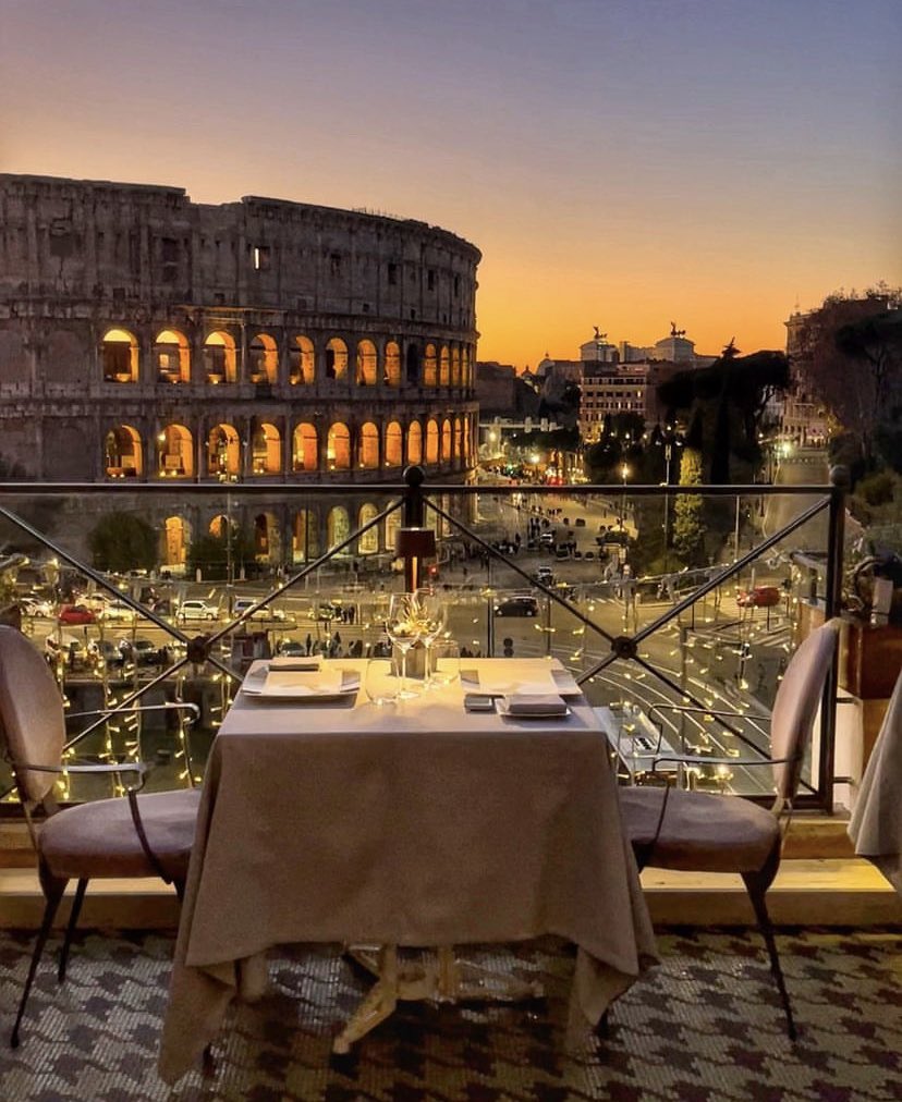 Roma'da akşam yemeği.🍷