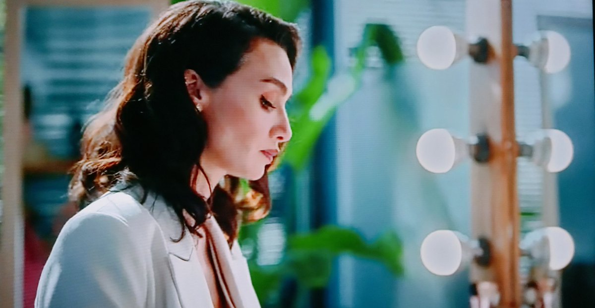 quiqquilla's tweet photo. I'll make you a list.  Let's put together a team.  We'll make it.  

Alright, let's get started.  We destroy the competition

#KuşUçuşu 
#BirceAkalay
#MirayDaner
#IbrahimÇelikkol
#DefneKayalar

#3season https://t.co/0v0LS7TJG2