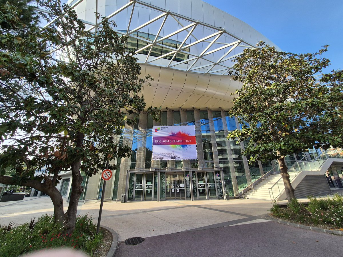 JFVinchant's tweet photo. Ready for the @EPIC_photonics AGM and show. https://t.co/jPHwQ4egKC