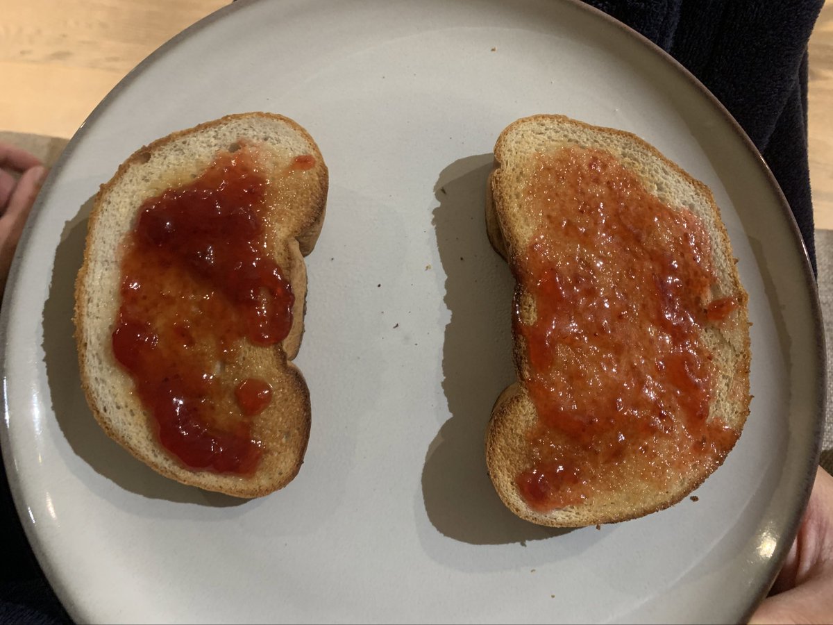 Lucy Plumb tweet media