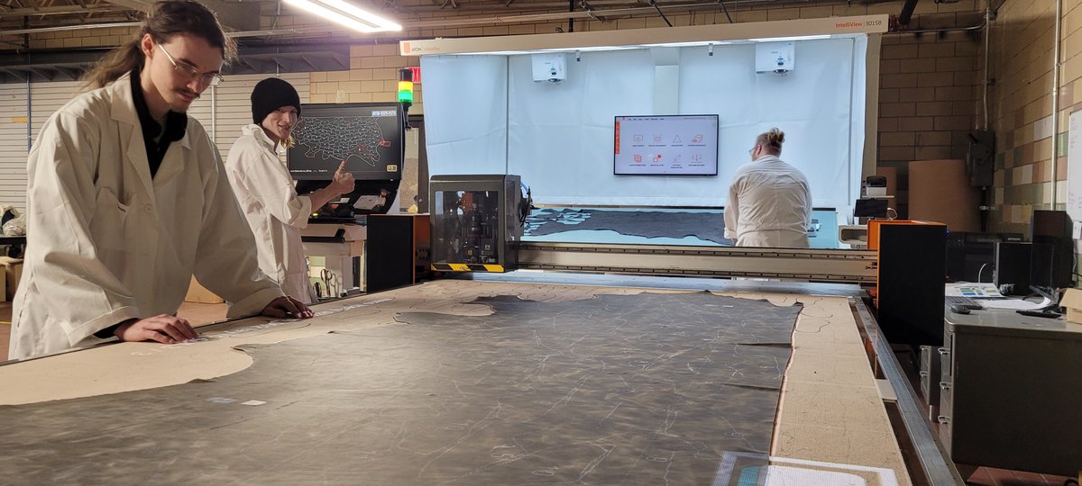 ShloopInc's tweet photo. Spring is in the air at #Shloop! Our #Cutting team is perfecting Italian oiled-ox nubuck leather, prepping #Liberty Shoe parts for our hand-crafted sneakers. Gearing up for the #BLKSWN Footwear website launch with our innovative #3DTI and BLOOM materials. #MadeinUSA #Factory https://t.co/LbcP3Mc51z