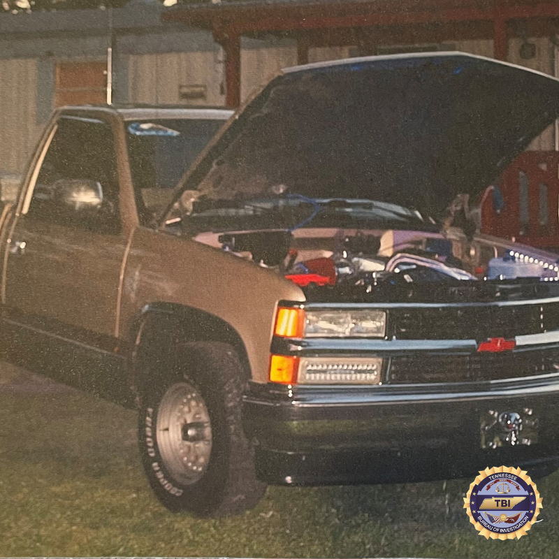 TBInvestigation's tweet photo. Darrel Sanders was last seen on April 12th in the area of Fairgrounds Road in Jamestown. He may be traveling in a 1990 tan GMC Sierra 1500 with red Chevrolet emblems and TN TAG PD12163. 

If you see Darrel or the vehicle, call 1-800-TBI-FIND. #TNSilverAlert https://t.co/sTtaOuvWjP