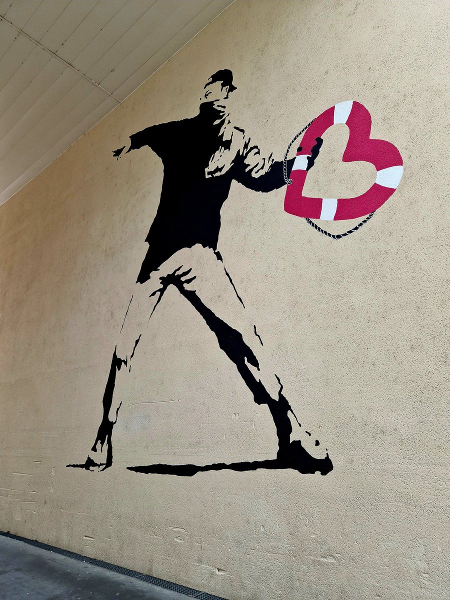 Journée mondiale de l'art Un petit #Banksy