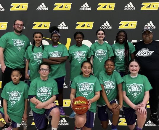 Your new 6th grade girls champs 🏆 CT rush has some talent in their squad 🔥 Laying it all out on the court, they had themselves a weekend 📈 #CTBattleBoyale #ZeroGravityBB