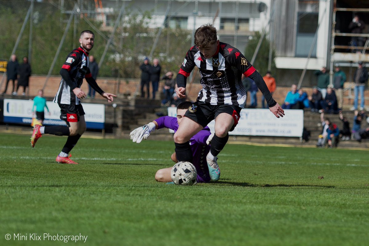 Here’s some action shots from a great game of football on Saturday ⚽️📸 #sportsphotography #sportsphotographer #pollokfc #photographer #scottishphotographer #scotland #footballphotography