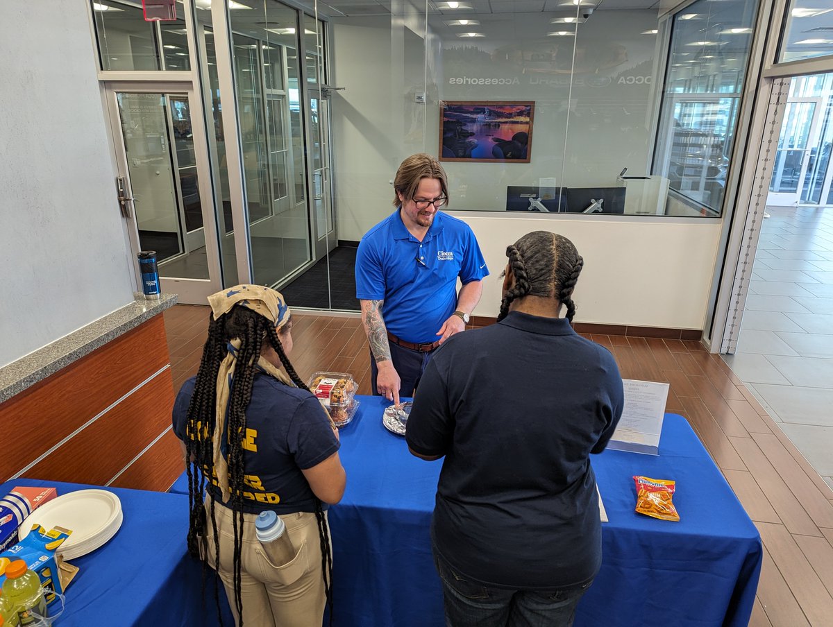 Sunshine Café is back in the dealership today serving breakfast with a smile! 🍳🌞 

All proceeds go to the Ready, Set, Work Program at Audenreid Charter High School to support the students! 

#CioccaOnSocial #SubaruLovesLearning #SubaruPhilly