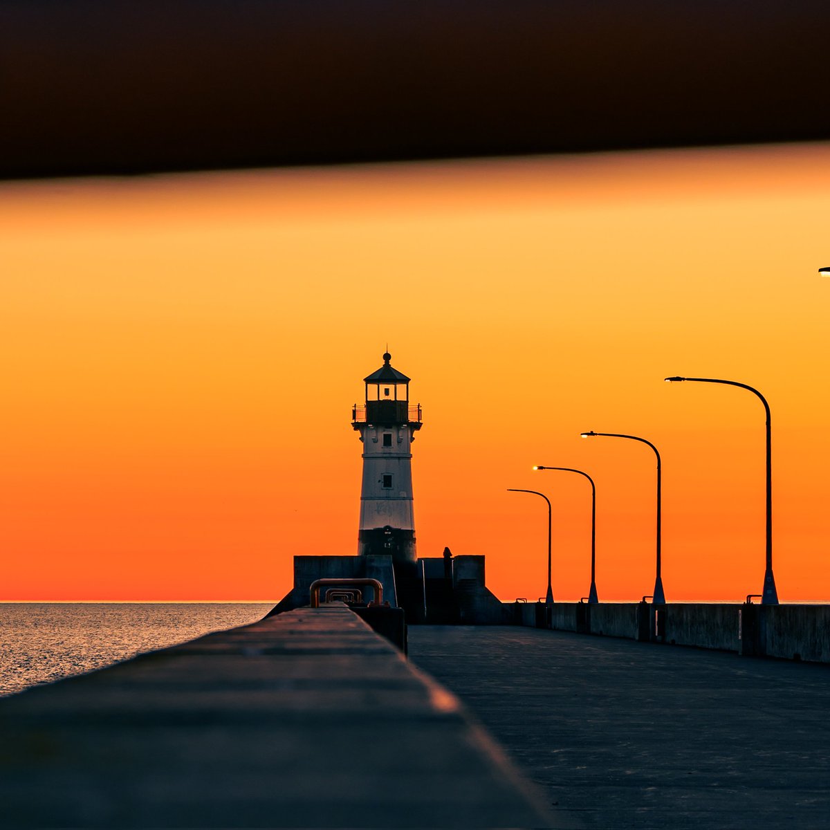 SentinelPhotos's tweet photo. Canal Park in Duluth, MN

#photo #photograph #sunrise https://t.co/vqigMLClXK