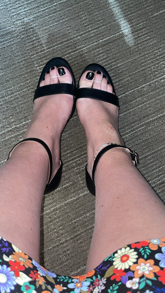 #feet #toerings #toes Mondays work feet!