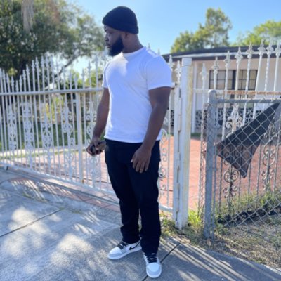 DLon2x's tweet photo. #NewProfilePic https://t.co/mgCxeojHoF