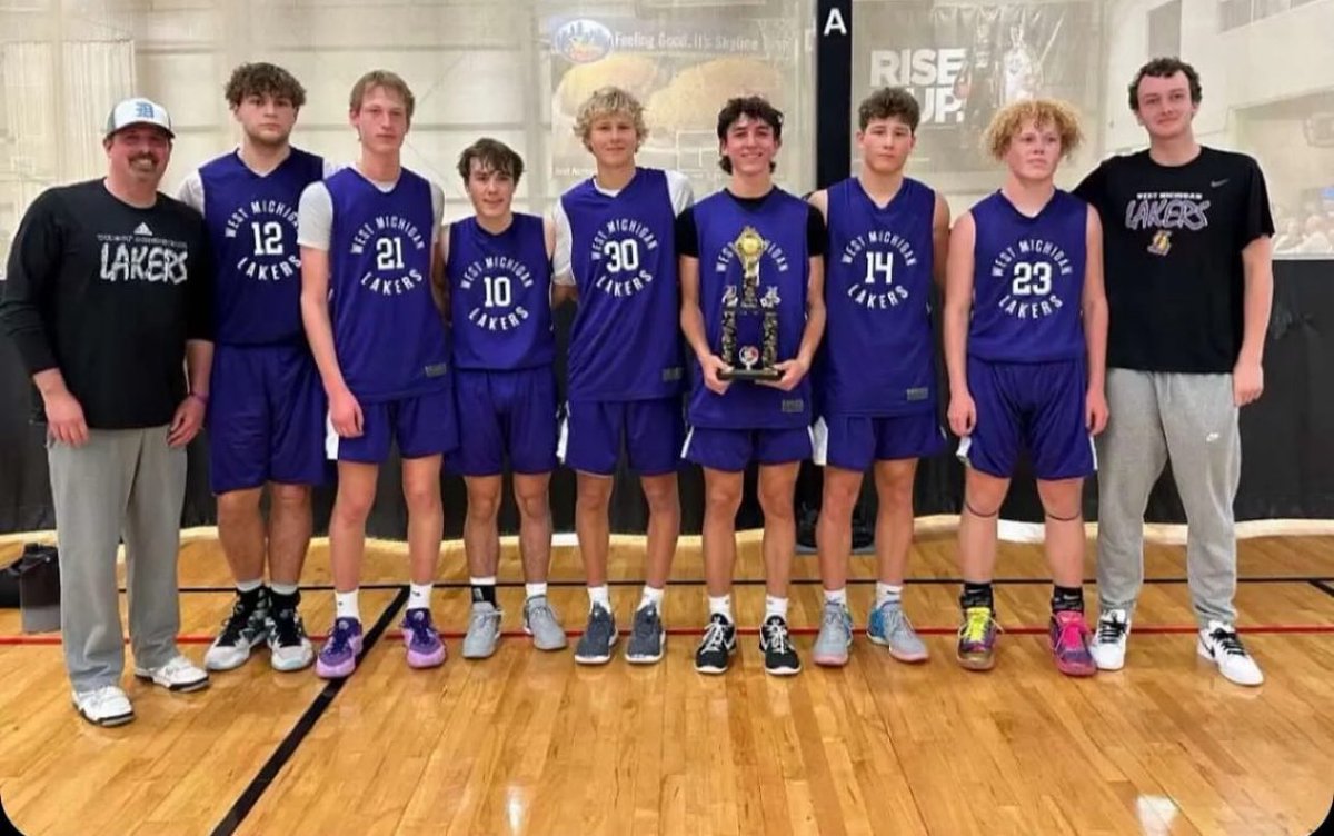 TylerPehrson's tweet photo. Won the championship at the Spring Kickoff in Fort Wayne with WM Lakers mid west 16u this past weekend @wmlakersbball https://t.co/qwDxSNbs2o