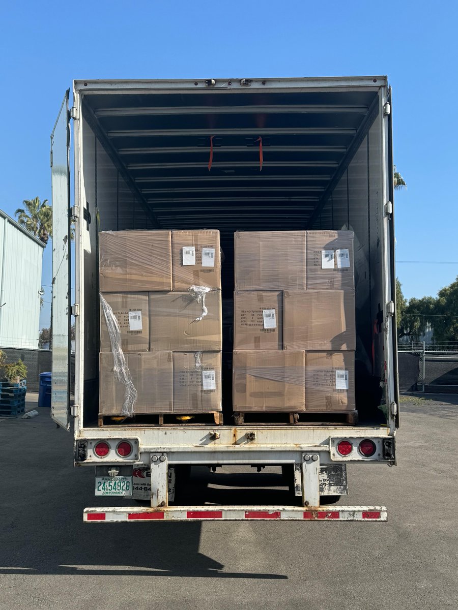 FbaZoom's tweet photo. 🚚💥 Great News for Amazon Sellers! 💥🚚

Our 3PL warehouse is your one-stop solution for building and shipping FTL loads directly to Amazon’s fulfillment centers! 📦🔨

#FTLShipping #3PLServices #AmazonSellers #EcommerceShipping #PalletShipping #LogisticsManagement🚀📊 https://t.co/LzCinEdC5U