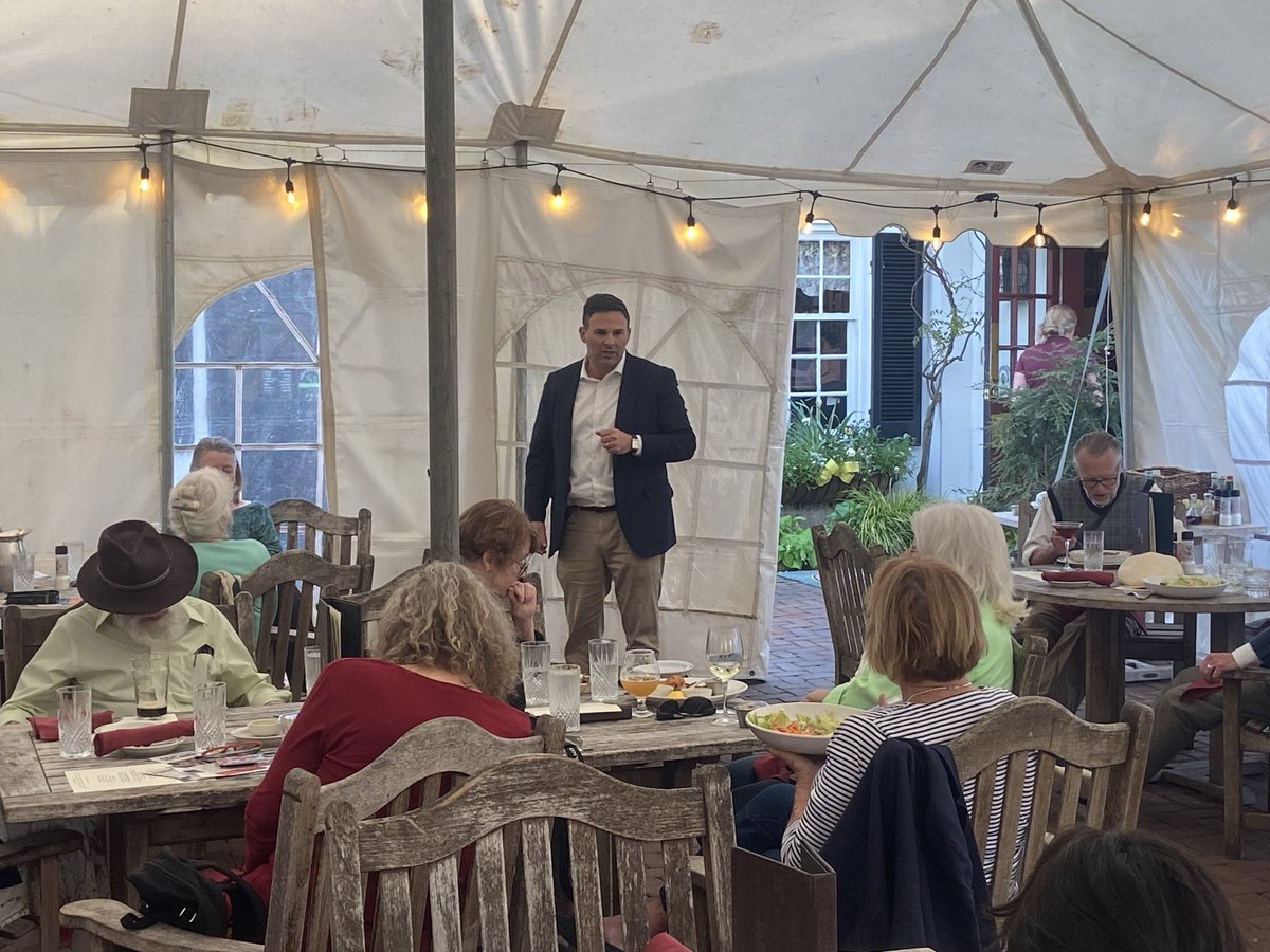 Upperville Progressives asked great questions tonight, and it was such a pleasure to be with them! #VA10