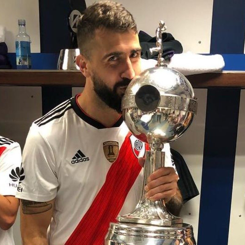 _crisenberg_'s tweet photo. boca predio, cuna de cracks https://t.co/7G1H6deSEH