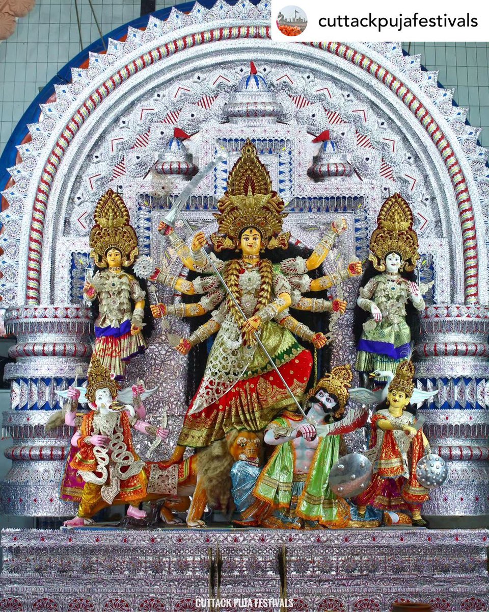 #bhubaneswarbuzz pic by • @cuttackpujafestivals Maa Basanti Durga Puja 2024

Mangalabag Puja Committee 2024

#MaaBasantiDurgaPuja2024
#Cuttack
#CuttackPujaFestivals 
#Odisha
#Festivals