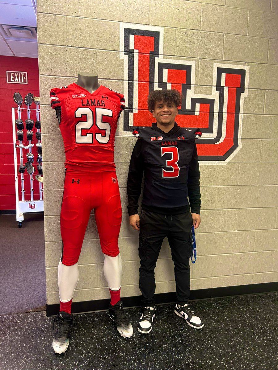 Third_1234's tweet photo. Had a great time @LamarFootball junior day. Thanks for the great hospitality and looking forward on being back🟥⬜️
@coachcordova @Coach_JoshM https://t.co/mkviJc3ti2