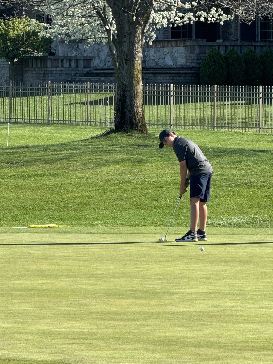 DeKalbGolf's tweet photo. Barons improved by 11 shots, but came up short against Carroll today DK 169 Carroll 151 , Grant Stuckey &amp; Aj Shambaugh led the Barons with 39 Adam Snyder 45 , Charlie Payne 46 , Logan Hartsough 50 next up EN @ Bridgewater 4/16 https://t.co/MpuFTQhz9d
