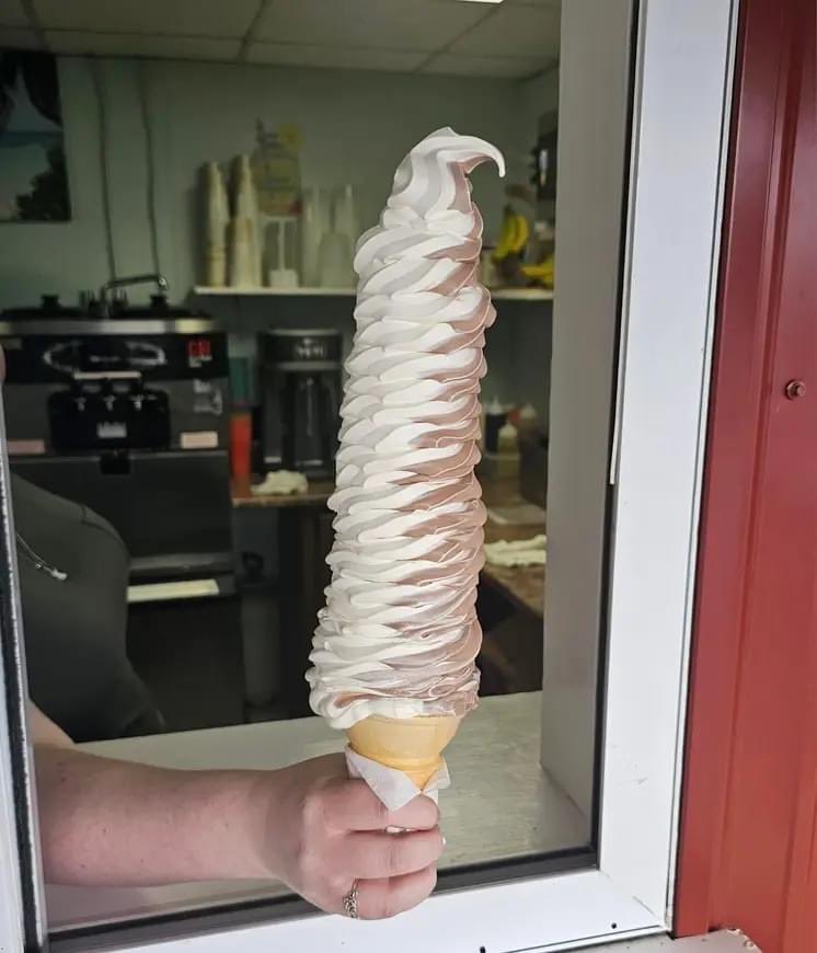 clubmoss_'s tweet photo. When you order a “small” at any soft serve stand in Upstate New York https://t.co/LZEkYqDjEa