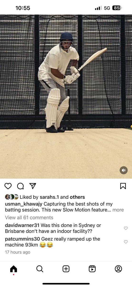 Just ⁦@Uz_Khawaja⁩ getting sledged by his skipper ⁦@patcummins30⁩ while ⁦@davidwarner31⁩ sledges his state.