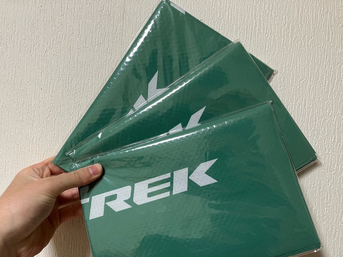 chibacycle_ono's tweet photo. 🎁先着20名様にプレゼント🎁

ちばサイクル通販で税込5,000円以上お買い上げのうえ､
カート画面の備考欄に｢レジャーシート希望｣と入力✏

行楽シーズンにあると便利‼️

詳しくはこちらへ🔗
https://t.co/7DegkbnpaX https://t.co/3PMD2czkQl