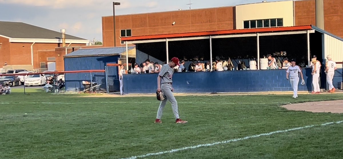DanHardenPhoto's tweet photo. First varsity complete game no-no for @Dame_Dolla_13 tonight. Great defense behind him too. Not perfect but we’ll take it. 10-0 #CubDub https://t.co/aaWpPajZip