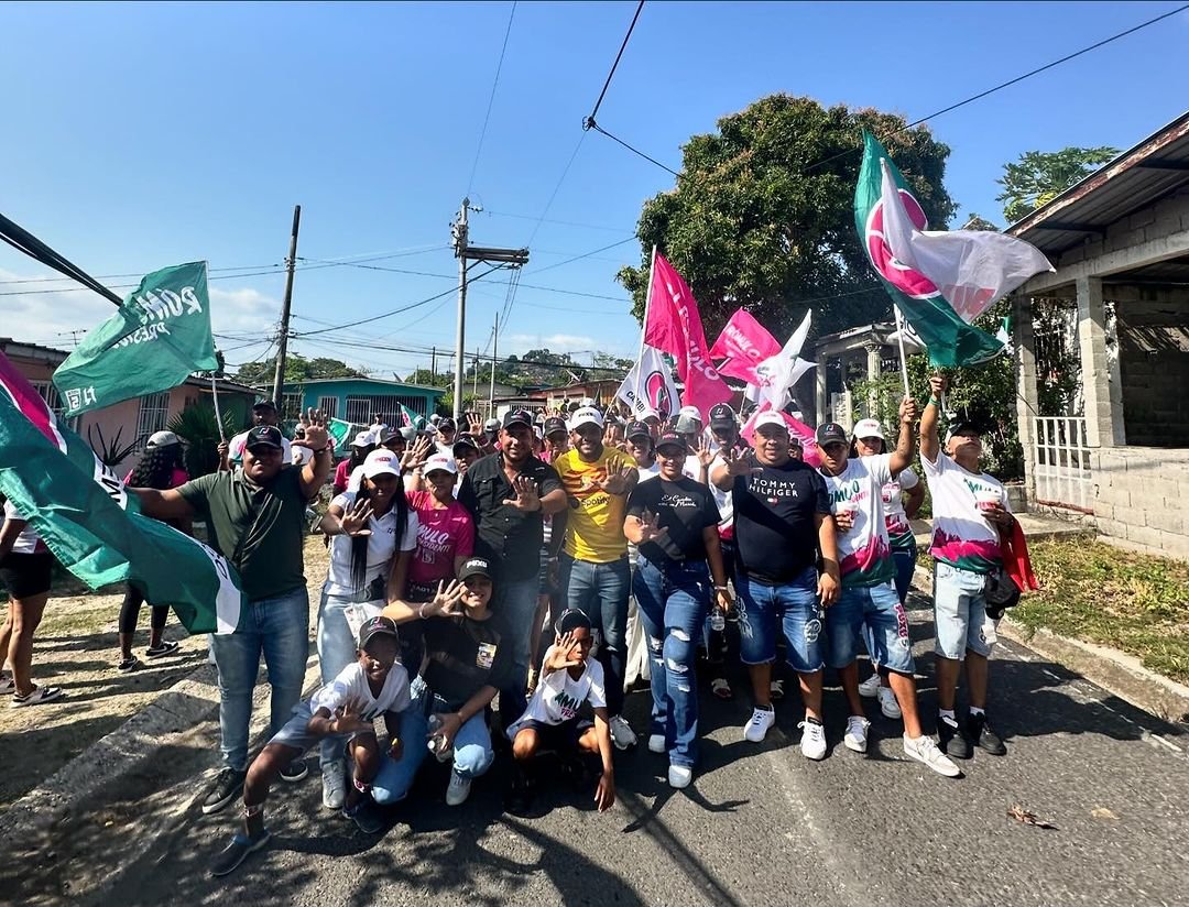 Danieldannymore's tweet photo. Gracias por recibirnos con los brazos abiertos, Arnulfo Arias Madrid 📍🤗

¡Vamos a ganar este 5 de mayo!

@romuloroux
@puxucaicedo
#lobuenoviene 💪 https://t.co/KJ9aHsicfw