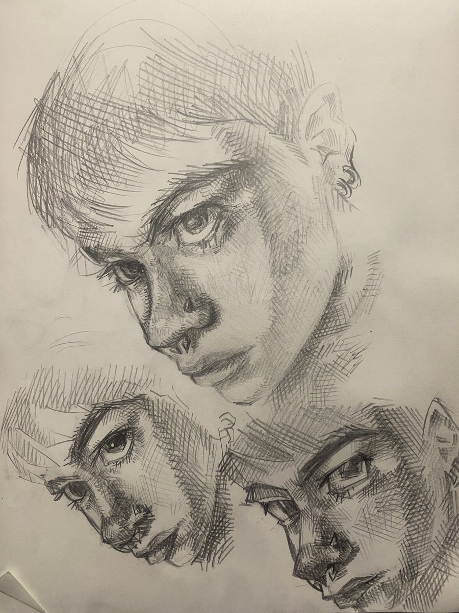 simmsunz's tweet photo. if u see this qrt with a self portrait 😯 https://t.co/pDvYZMwKmR