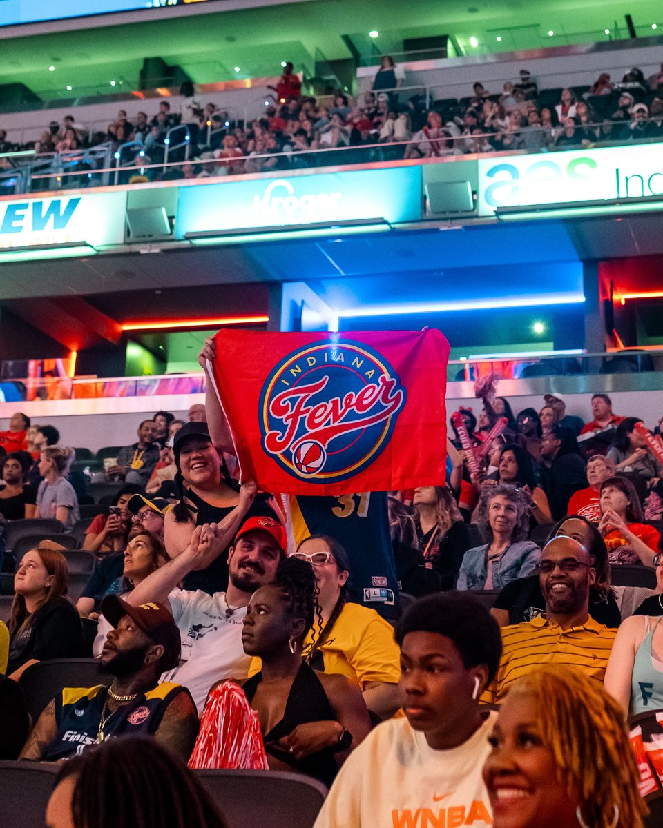 📍 Our house. @indianafever fans celebrated BIG at Gainbridge Fieldhouse during tonight's Draft Party!