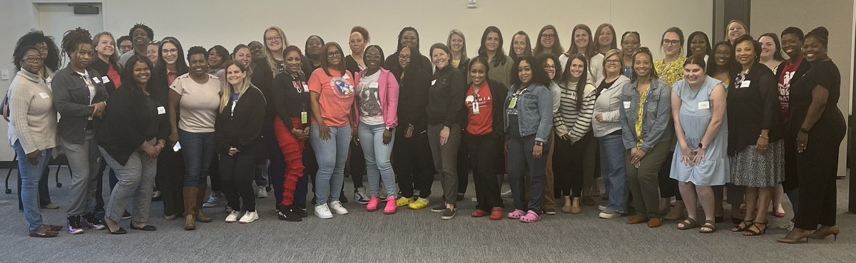 ebonycartermd's tweet photo. We're refreshed, renewed, and ready to get back to work after EleVATE Booster training '24 @MoFoundHealth. Beyond grateful for amazing patients-turned-partners, facilitators @AffiniaHealth @BarnesJewish @UHKCMO, &amp; staff @STL_IHN @WashU_OBGYN &amp; @UNCOBGYN #BlackMaternalHealthWeek https://t.co/b1HLe6U1ER