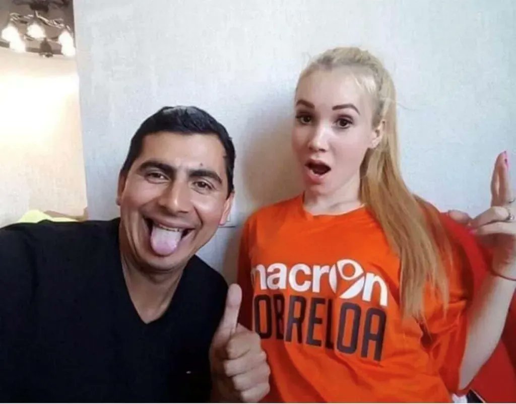 Geffes's tweet image. Visitas ilustres en el monumental 👍🏻👅 #MatchdayLunes #Colocolo #cobreloa #chileanpremierleague