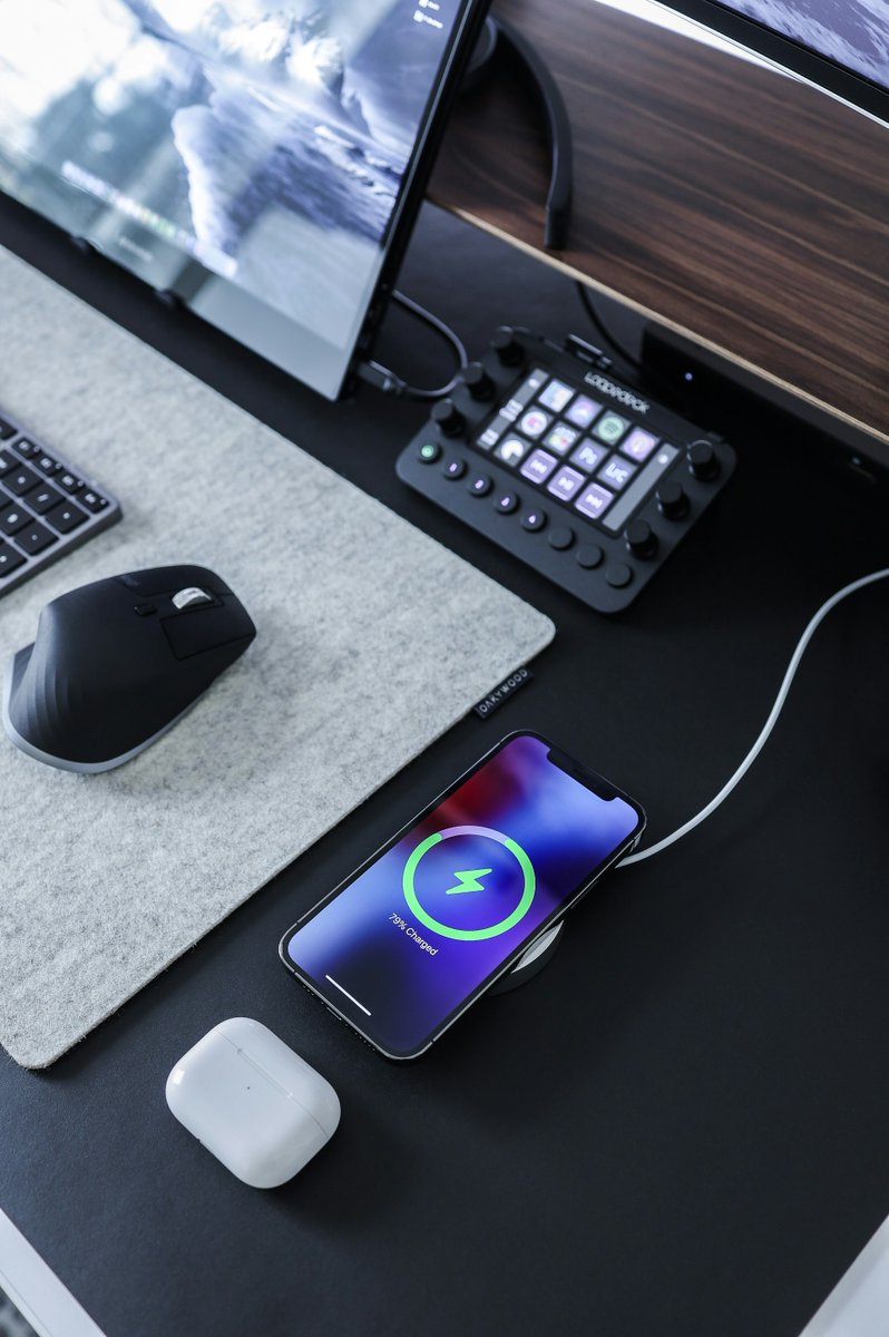 🌈🔵🔴Something different for you to charge mobile devices in daily life and work. #wirelesscharger
Get more information here, time to experience the new way.
▶️kingzytech.com/Hot-New-Produc…