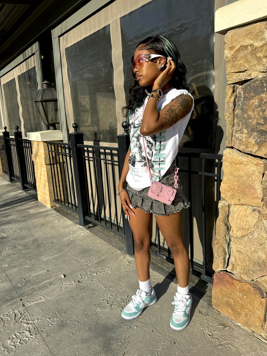 belikeae's tweet photo. DubClub 🥳 #ariestakeover https://t.co/0kXm2ekTOF
