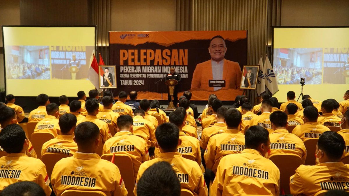 Pelepasan dan memberikan motivasi oleh @Kepala_BP2MI kepada 243 CPMI Program G to G ke Korea Selatan di Hotel El Royale, Jakarta Utara
#BP2MI 
#SikatSindikat