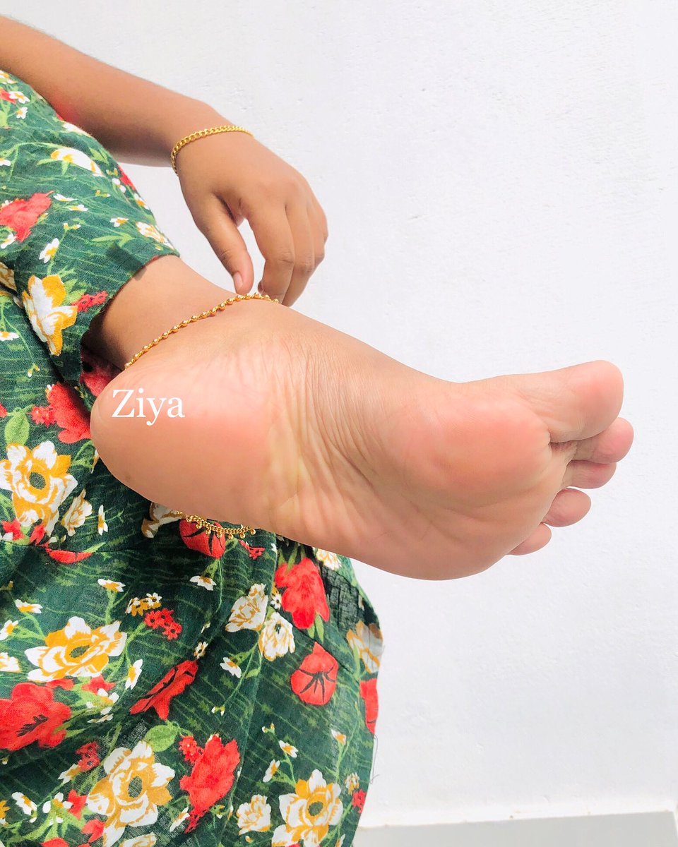 ziya_feetqueen tweet media