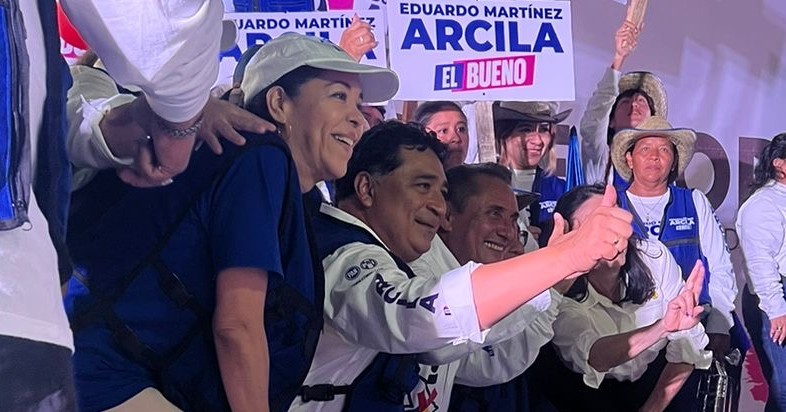 edumarci's tweet photo. Acompañamos al candidato a Presidente Mpal de Benito Juárez por la Coalición #FuerzaYCorazónXQRoo, @jorgeRMCancun, en su arranque de campaña, coincidimos en un mismo objetivo, vamos a recuperar el paraíso perdido para los cancunenses #LaLuchaYaEmpezó #CancunMereceCalidadDeVida https://t.co/RP43RBrEhR