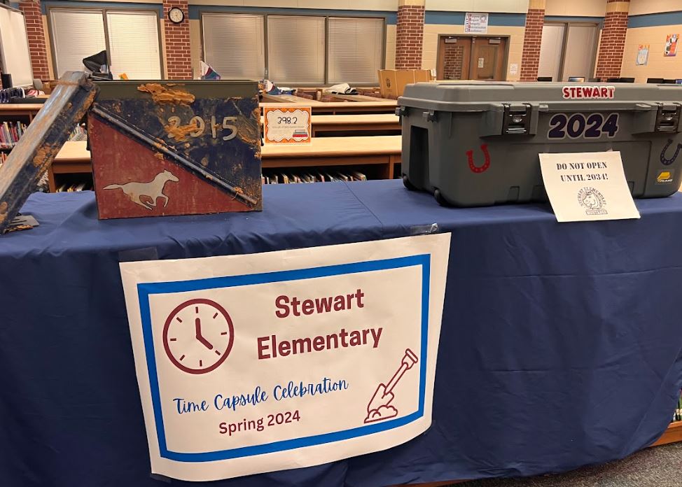 Stewart Elementary celebrated its 10th birthday on Friday, which included opening the original time capsule and creating a new one for the students in 2034! 🎂