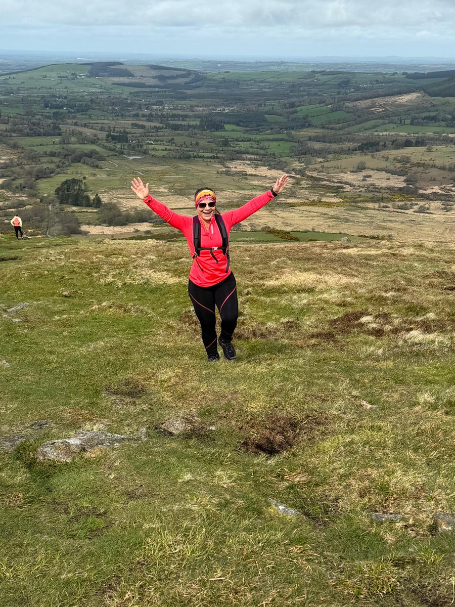 nessacorradini's tweet photo. Great way to spend a Sunday. Lugnaquilla is the highest of the Wicklow Mountains in Ireland, rising to 925 metres. It is the highest point in County Wicklow and the province of Leinster. Lugnaquilla overlooks the Glen of Imaal to the west and Glenmalure to the east. https://t.co/qtxEBmeibq
