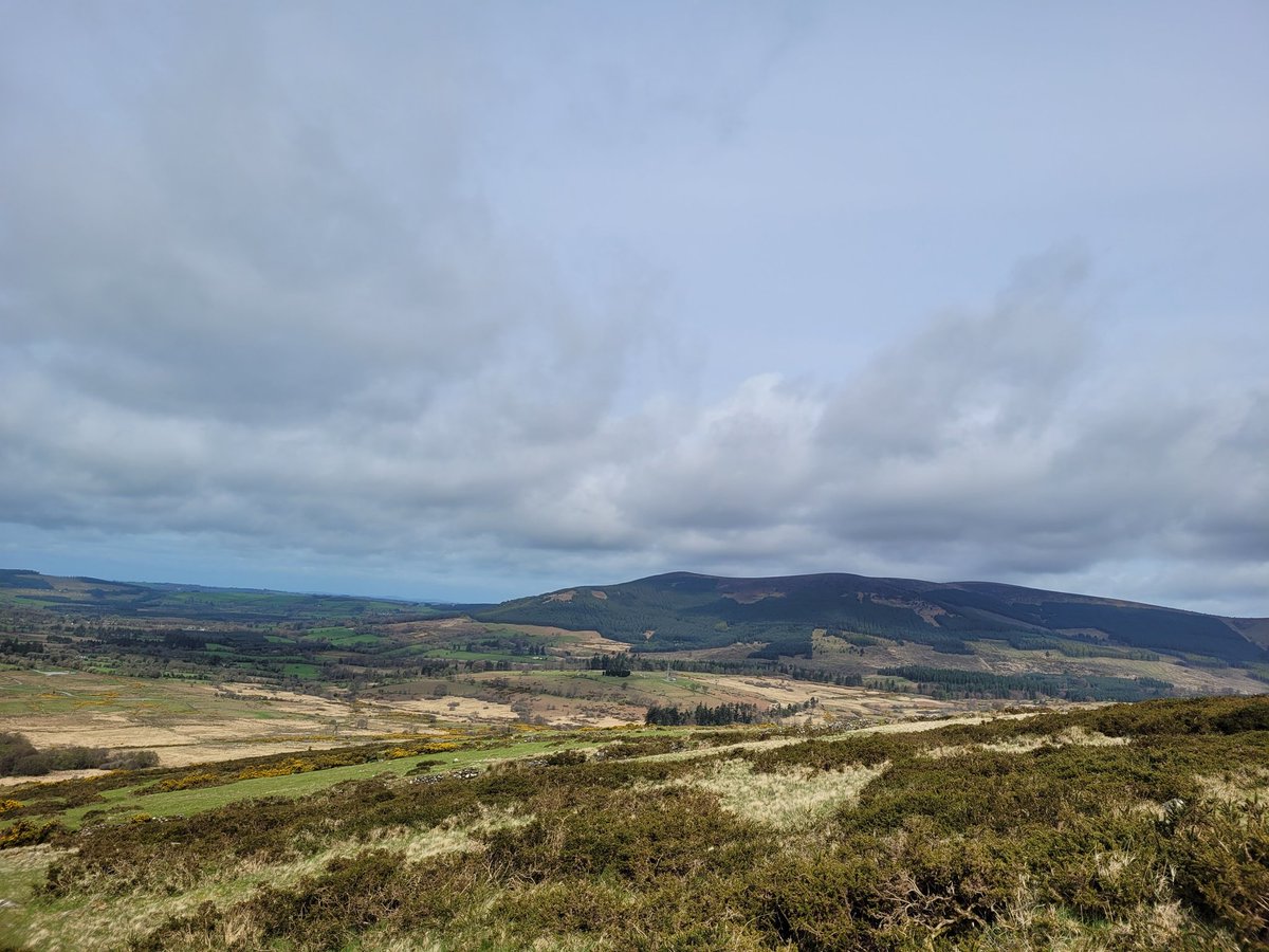 nessacorradini's tweet photo. Great way to spend a Sunday. Lugnaquilla is the highest of the Wicklow Mountains in Ireland, rising to 925 metres. It is the highest point in County Wicklow and the province of Leinster. Lugnaquilla overlooks the Glen of Imaal to the west and Glenmalure to the east. https://t.co/qtxEBmeibq
