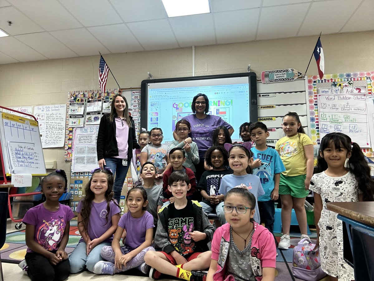 lisa_carrasco1's tweet photo. We wore our PURPLE today! 💜🇺🇸#militarychildmonth
#PurpleUpDay @NISDMurnin @m_chadick @nisd https://t.co/NryhSPkbJw