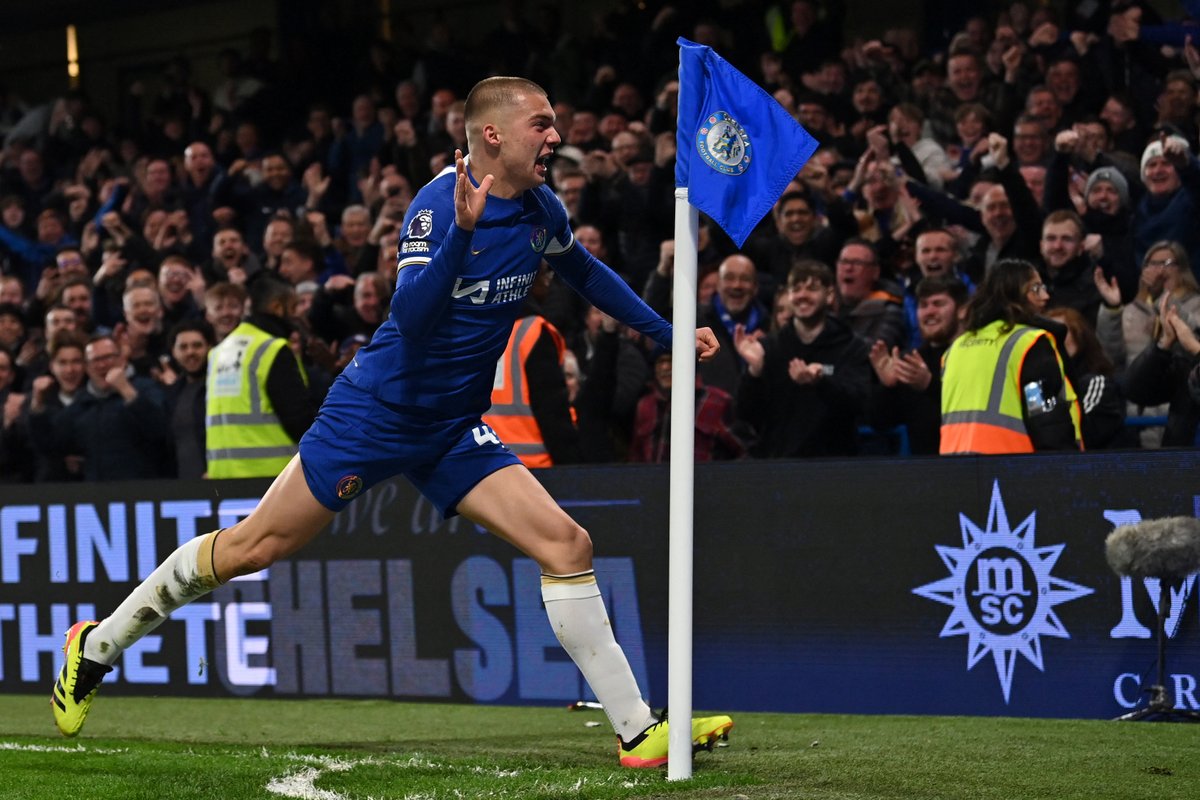 footballontnt's tweet photo. That meant EVERYTHING to young Alfie Gilchrist ✨

His first Chelsea goal 👏 https://t.co/XxsrTimksD