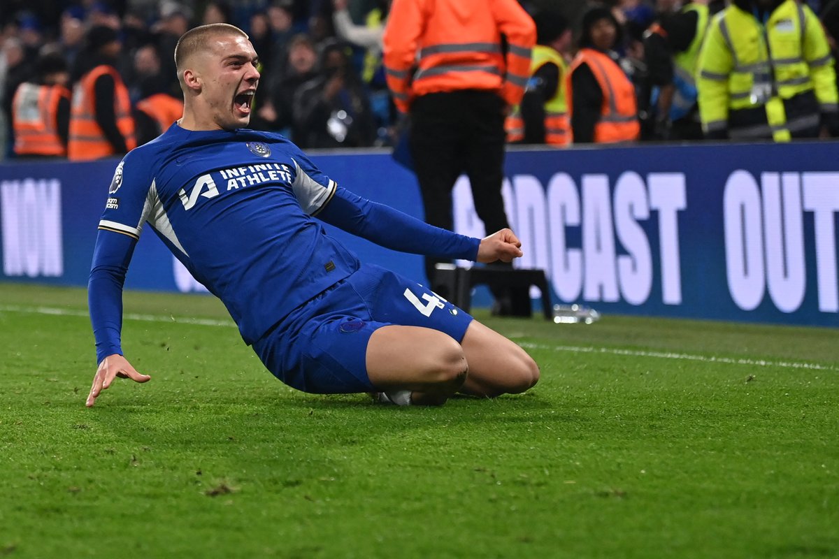 footballontnt's tweet photo. That meant EVERYTHING to young Alfie Gilchrist ✨

His first Chelsea goal 👏 https://t.co/XxsrTimksD