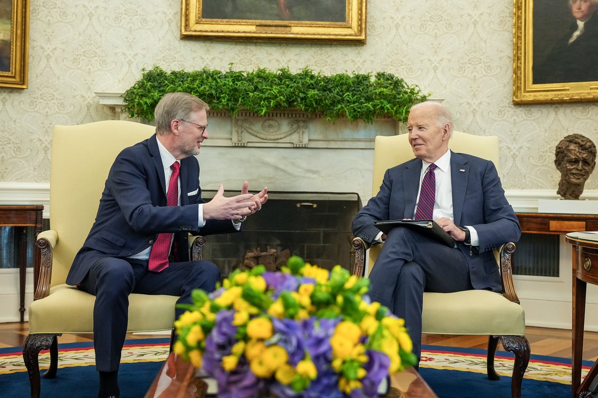 P_Fiala's tweet photo. The partnership between the Czech Republic and the USA is the strongest in history. 🇨🇿🫱🏻‍🫲🏼🇺🇸 https://t.co/qh6bIZH9PB