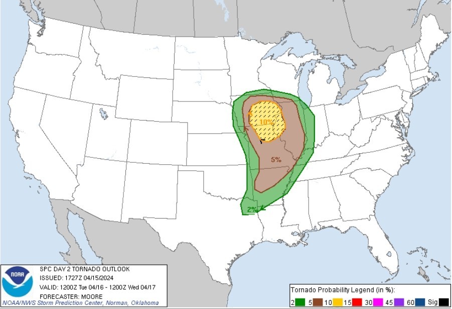 TimTheSpotter's tweet photo. Day 2 Outlook.... Tuesday April 16th...

Scattered severe storms will impact a portion of central states

Current Threats associated with this storm are:

an Isolated Tornado is possible
Damaging Winds
Hail
Lightening

These storms will impact Illinois between 3PM and Midnight... https://t.co/PqQA9fDgPX