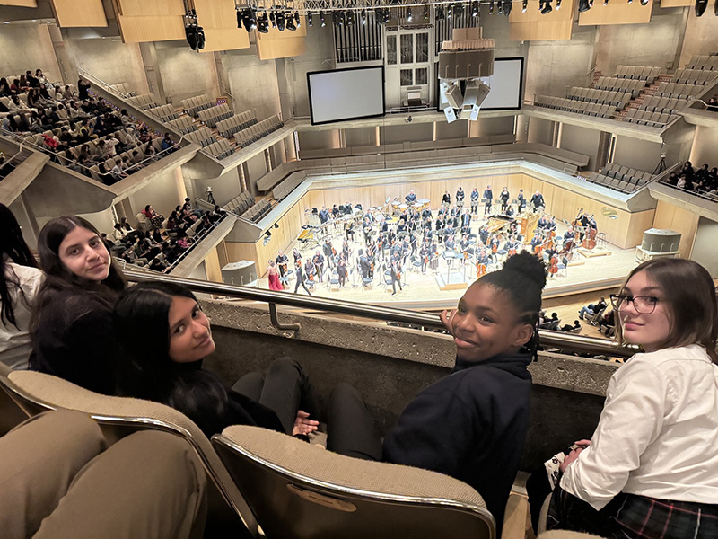 BondBondAcademy's tweet photo. Bond Academy Band/Choir had a trip to see the TSO (Toronto symphony orchestra) perform at Roy Thomson Hall. https://t.co/Ny0aL17cbV