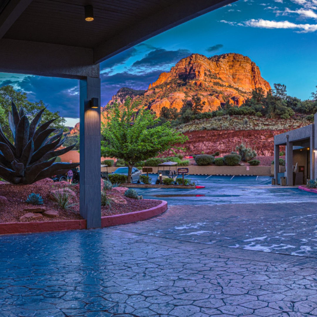 Save 20% This Spring at Poco Diablo From Red Rock views in spacious accommodations to unwinding after a day on the trails with hand-crafted cocktails at Willow’s Kitchen & Wine Bar, experience the best of the season this Spring in Sedona. ✅ Book Now: pocodiablo.com