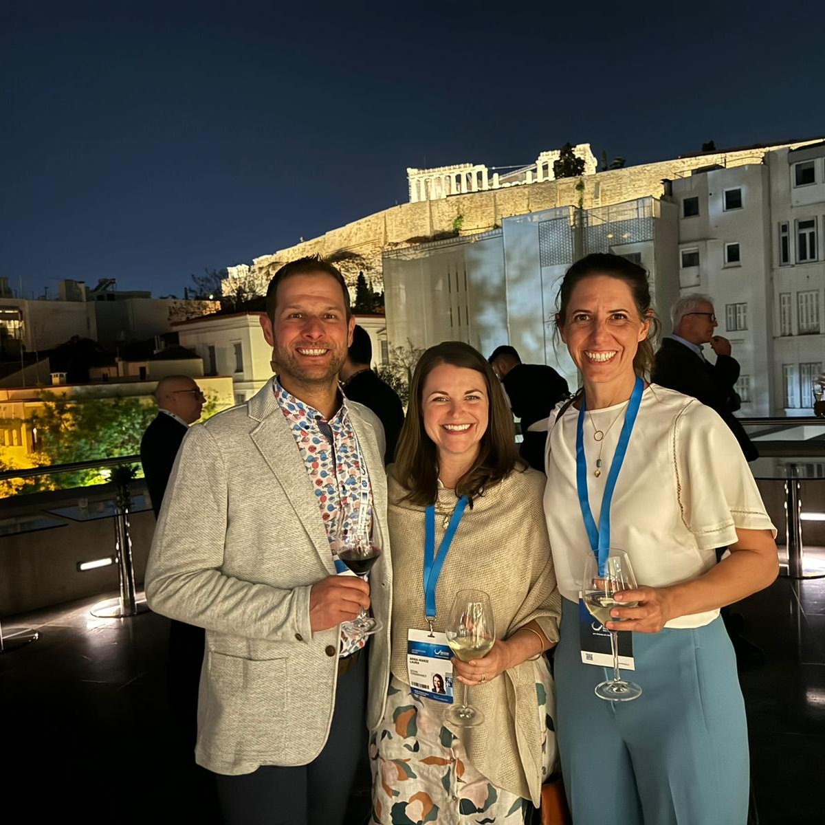 Extraordinary night discussing international ocean policy alongside @OurOcean colleagues past and present, in the shadows of democracy's birthplace. #OurOceanGreece